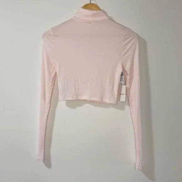 Aritzia Sunday Best Freshman Cropped / Ribbed Long Sleeve Tee - Picture 2 of 6